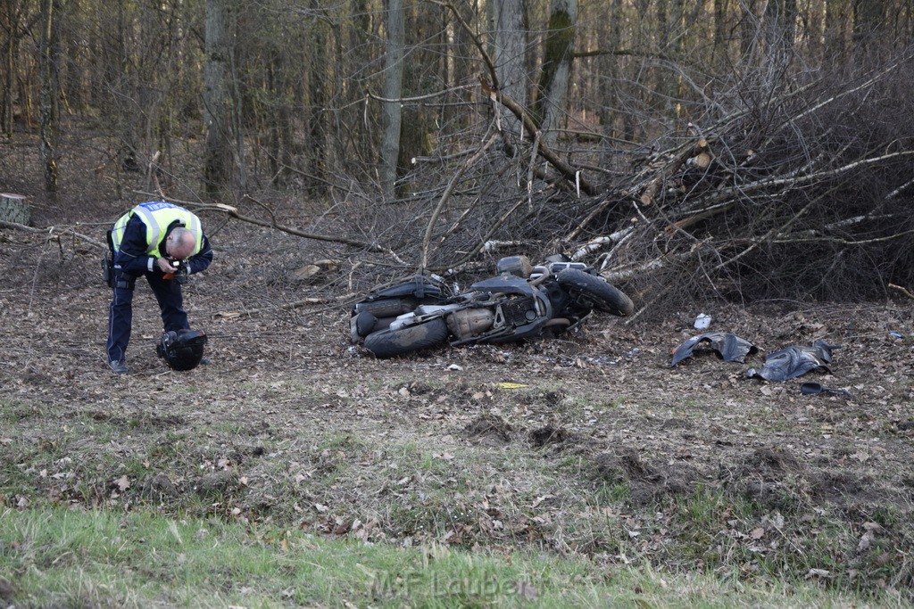 Schwerer VU Krad Fahrrad Koeln Porz Alte Koelnerstr P233.JPG - Miklos Laubert